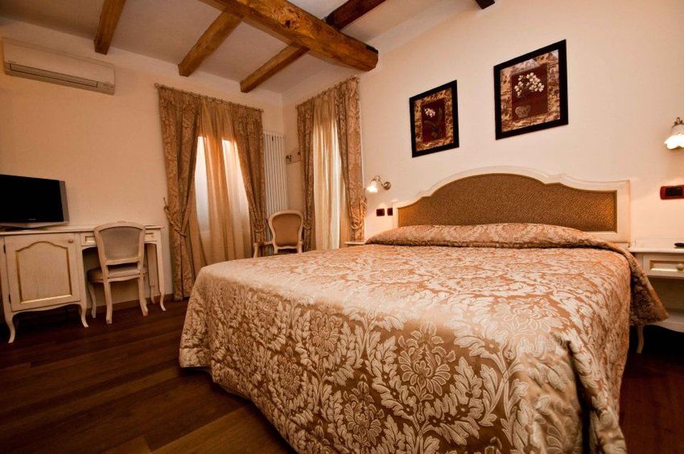 Hotel Porta San Mamolo Болоня Стая снимка